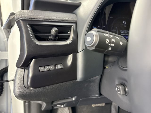 2026 Lexus UX 300h PREMIUM AWD