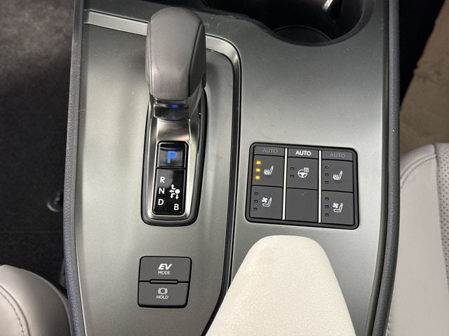 2026 Lexus UX 300h PREMIUM AWD