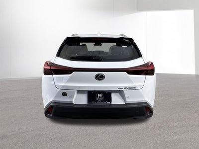 2026 Lexus UX 300h PREMIUM AWD