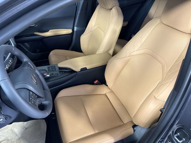 2026 Lexus UX PREMIUM AWD