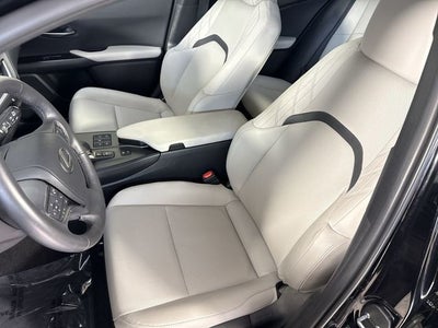 2025 Lexus UX UX 300h F SPORT Design