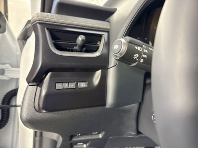 2026 Lexus UX PREMIUM AWD