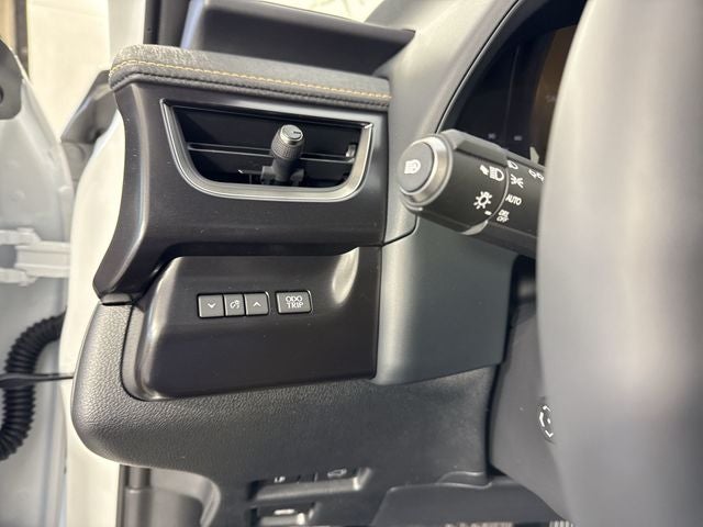 2026 Lexus UX PREMIUM AWD