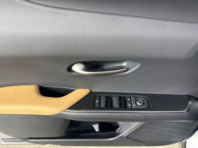 2026 Lexus UX PREMIUM AWD