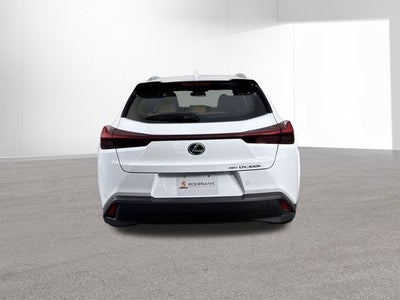 2026 Lexus UX PREMIUM AWD