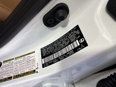 2026 Lexus UX PREMIUM AWD