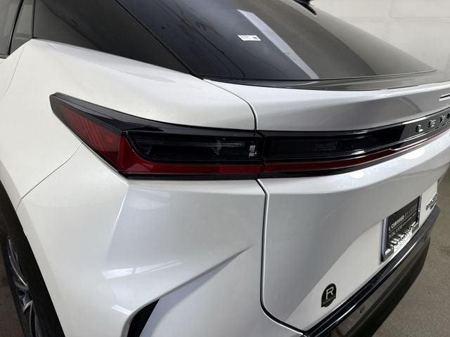 2023 Lexus RZ 450e RZ 450e Luxury