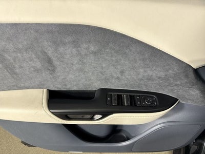 2023 Lexus RZ 450e AWD LUXURY