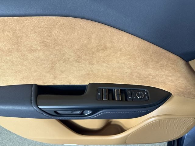 2023 Lexus RZ 450e 450e Luxury