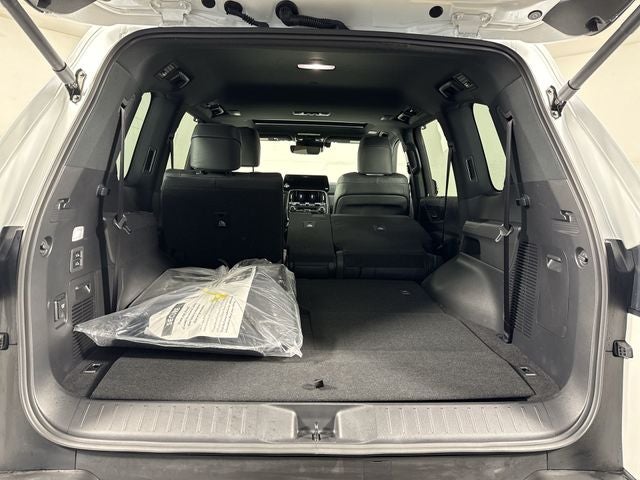 2025 Lexus LX PREMIUM