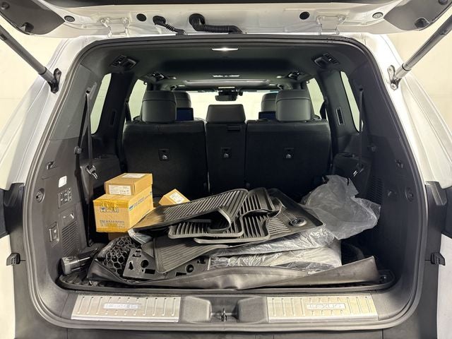 2024 Lexus LX 600 LUXURY