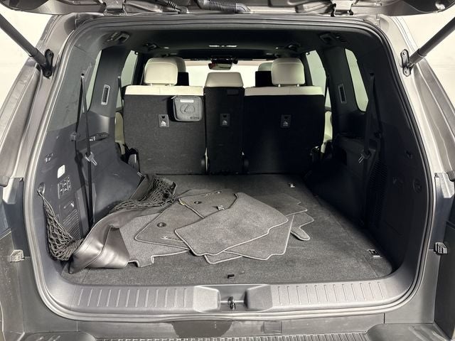 2022 Lexus LX 600 LUXURY