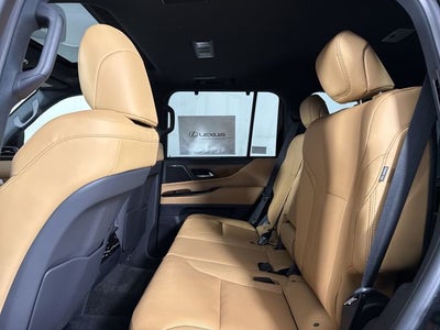 2025 Lexus LX 700h Luxury