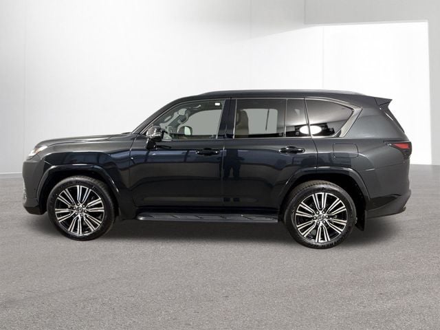 2025 Lexus LX 700h Luxury