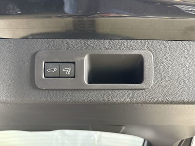 2025 Lexus LX 700h Luxury