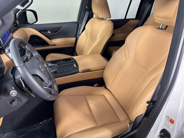 2025 Lexus LX 700h LUXURY