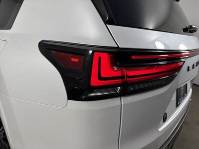 2025 Lexus LX 700h LUXURY
