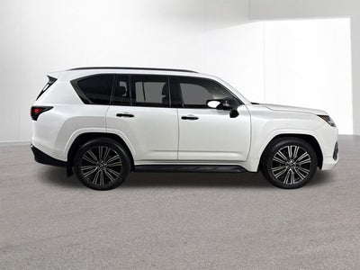2025 Lexus LX 700h LUXURY