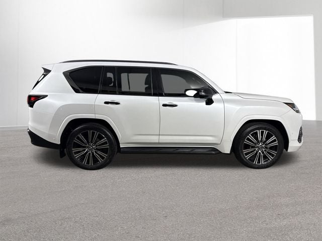2025 Lexus LX 700h LUXURY