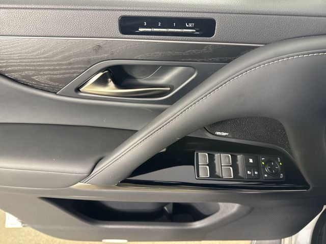 2025 Lexus LX OVERTRAIL