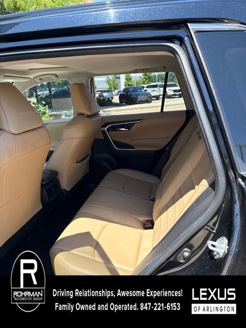 2019 Toyota RAV4 XLE Premium