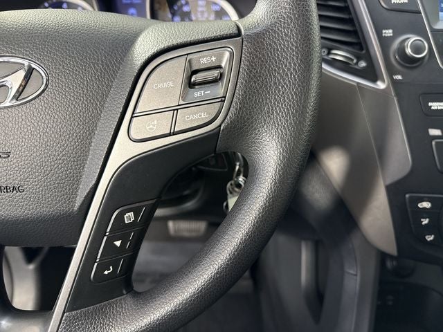 2016 Hyundai Santa Fe SE