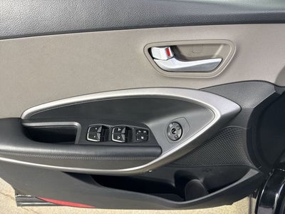 2016 Hyundai Santa Fe SE