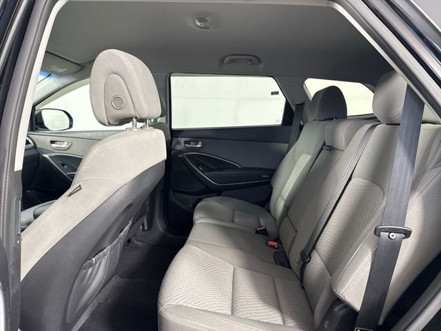 2016 Hyundai Santa Fe SE