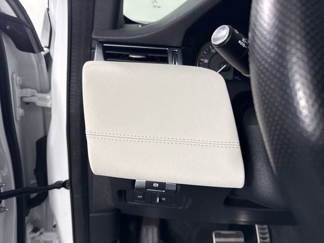 2023 Land Rover Discovery Sport SE