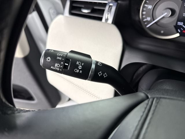 2023 Land Rover Discovery Sport SE