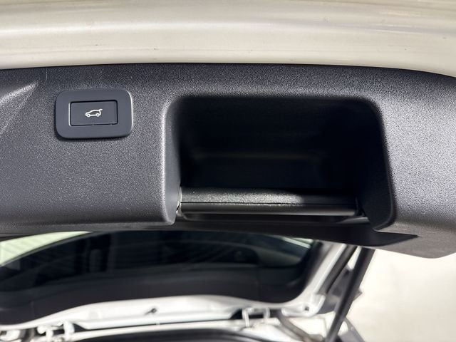 2023 Land Rover Discovery Sport SE