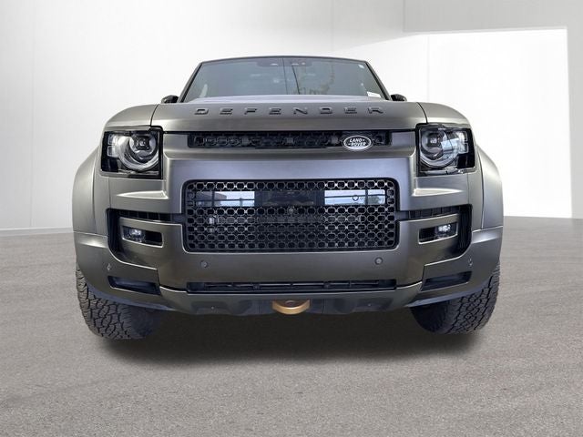 2025 Land Rover Defender OCTA