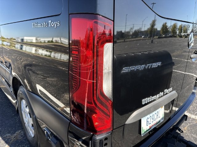 2022 Mercedes-Benz Sprinter 2500 2500 Standard Roof V6 144" RWD