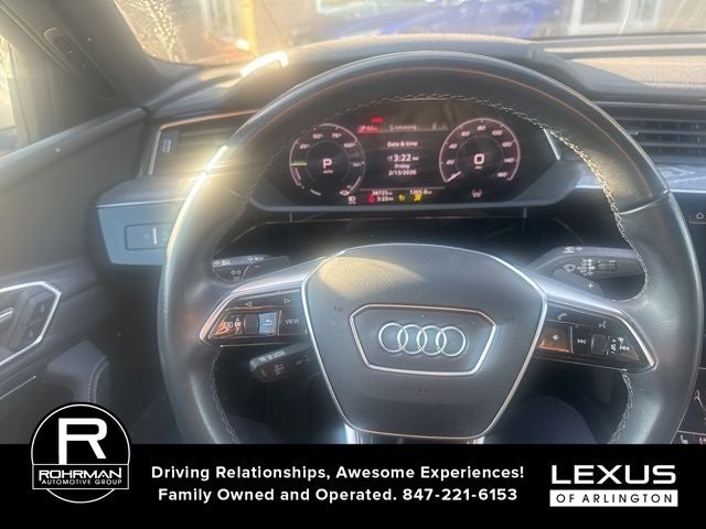 2024 Audi Q8 Sportback e-tron Premium Plus S line quattro