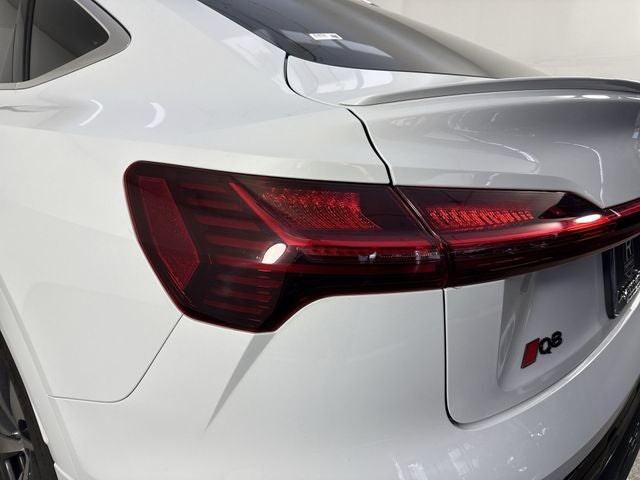 2024 Audi Q8 Sportback e-tron Premium Plus S line quattro