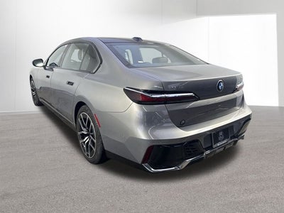 2025 BMW 7 Series 740i xDrive