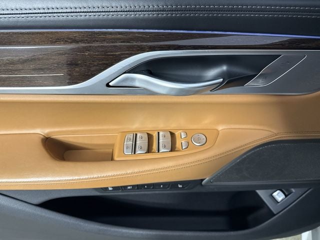 2021 BMW 7 Series 750i xDrive