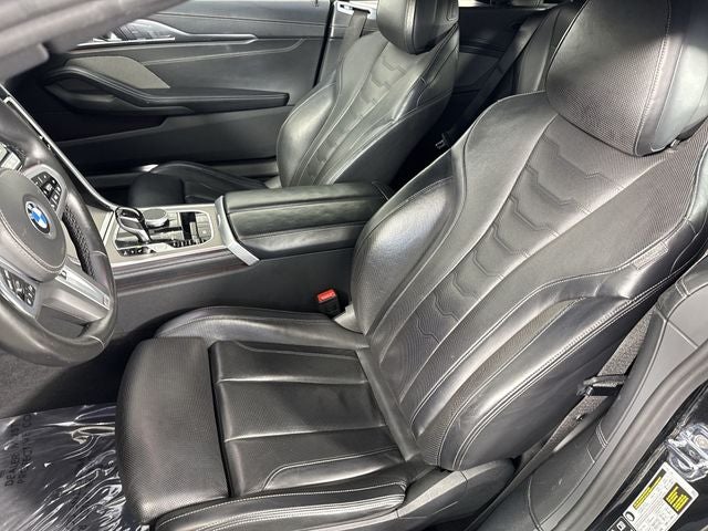 2025 BMW 8 Series 840i