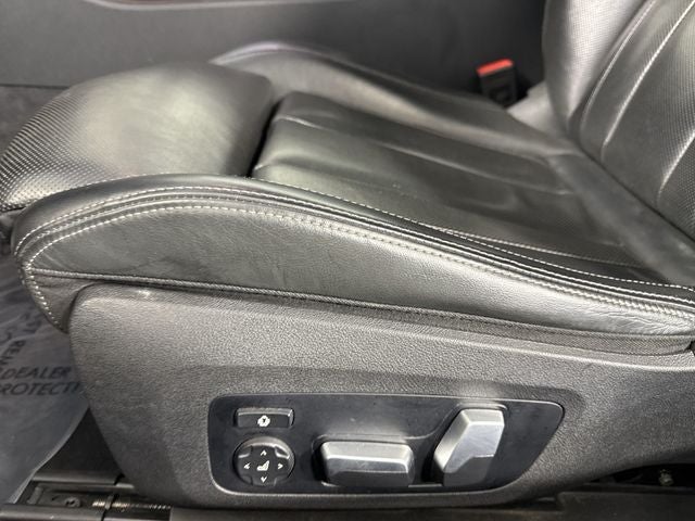 2025 BMW 8 Series 840i