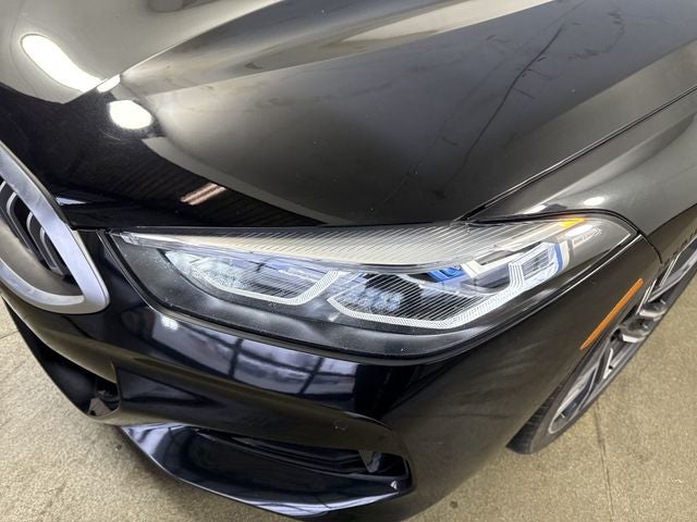 2025 BMW 8 Series 840i