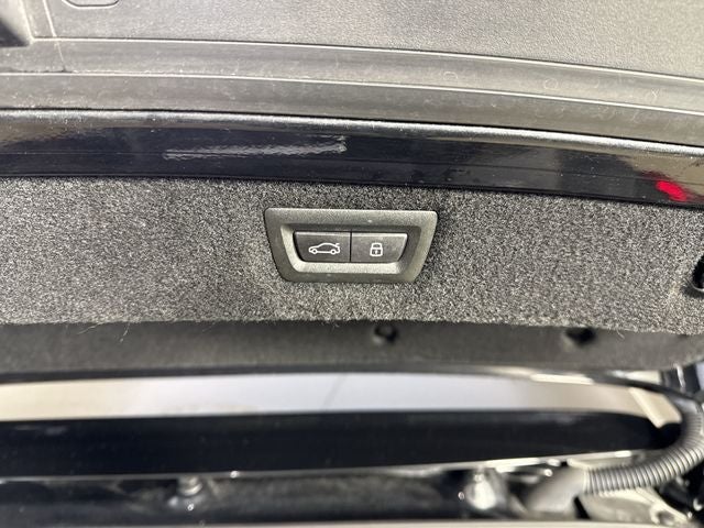 2025 BMW 8 Series 840i