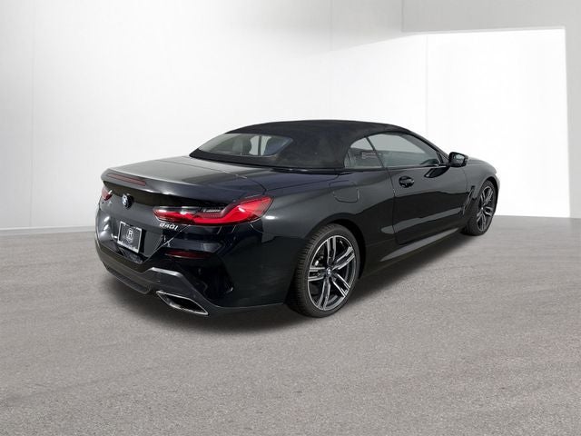 2025 BMW 8 Series 840i