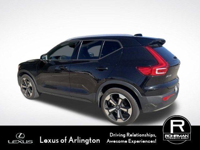 2020 Volvo XC40 Momentum