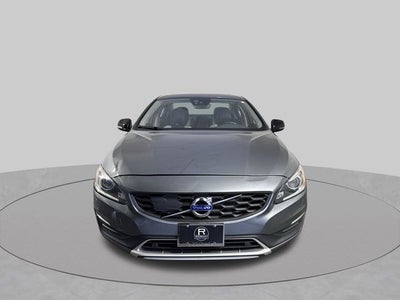 2016 Volvo S60 Cross Country T5 Platinum