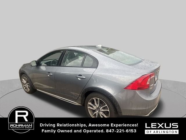 2016 Volvo S60 Cross Country T5 Platinum