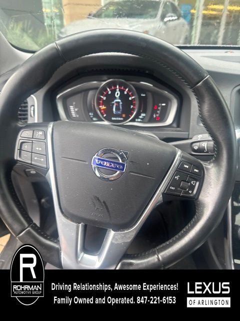 2016 Volvo S60 Cross Country T5 Platinum