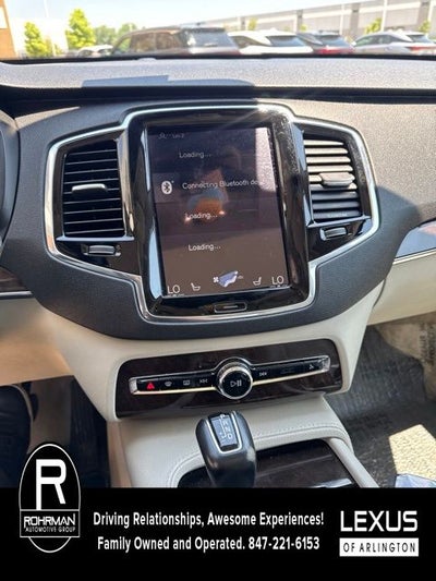 2016 Volvo XC90 T6 Momentum