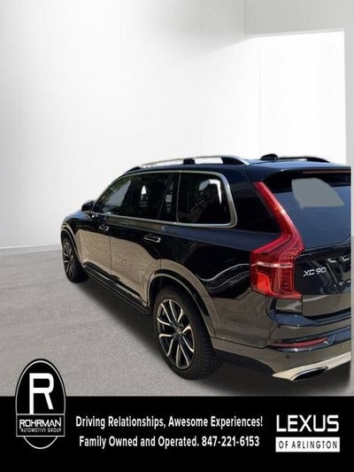 2016 Volvo XC90 T6 Momentum