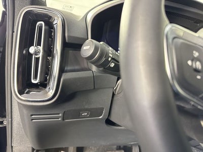 2024 Volvo XC40 Recharge Pure Electric Twin Plus