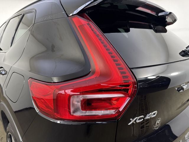 2024 Volvo XC40 Recharge Pure Electric Twin Plus